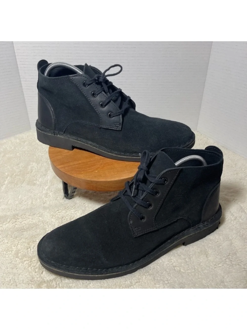 Men's Black Suede Lace-Up Chukka Boots